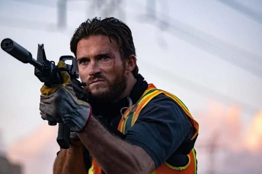 un homme en colere: jason tatane est de retour.