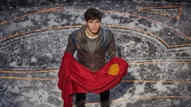 cropped crop2 krypton annulee syfy1
